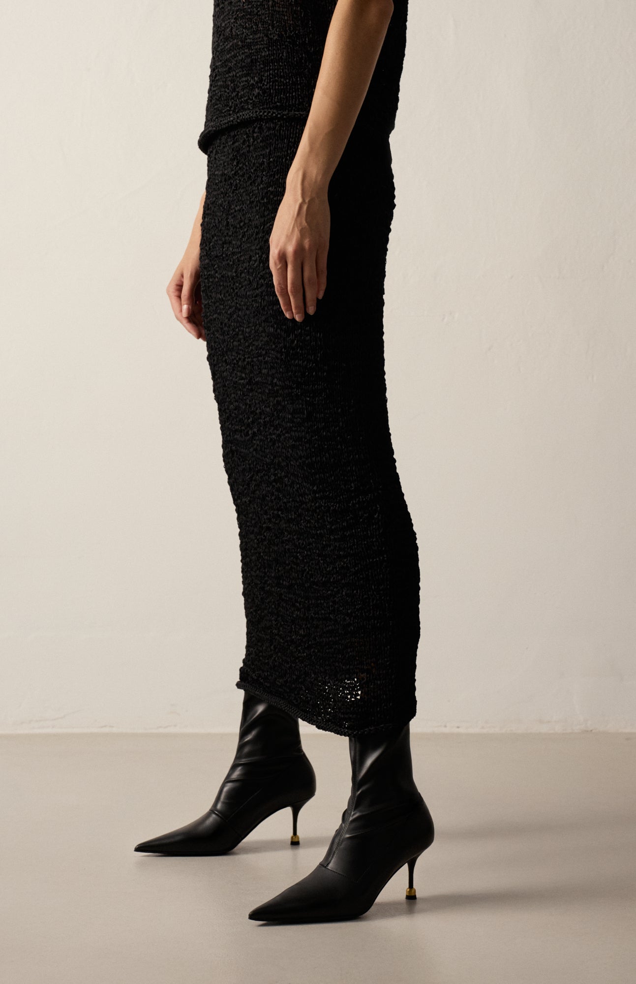 VALERIE DEEP BLACK
