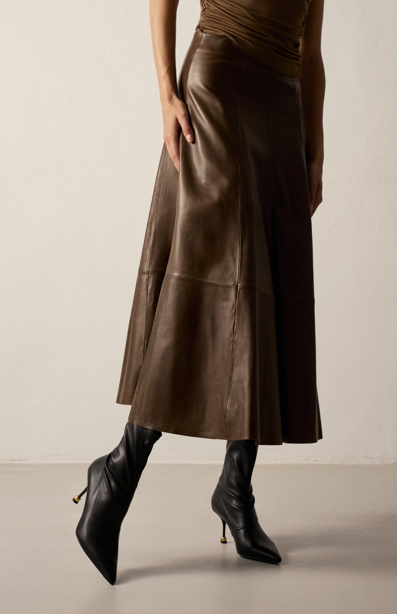 VERA DEEP BLACK