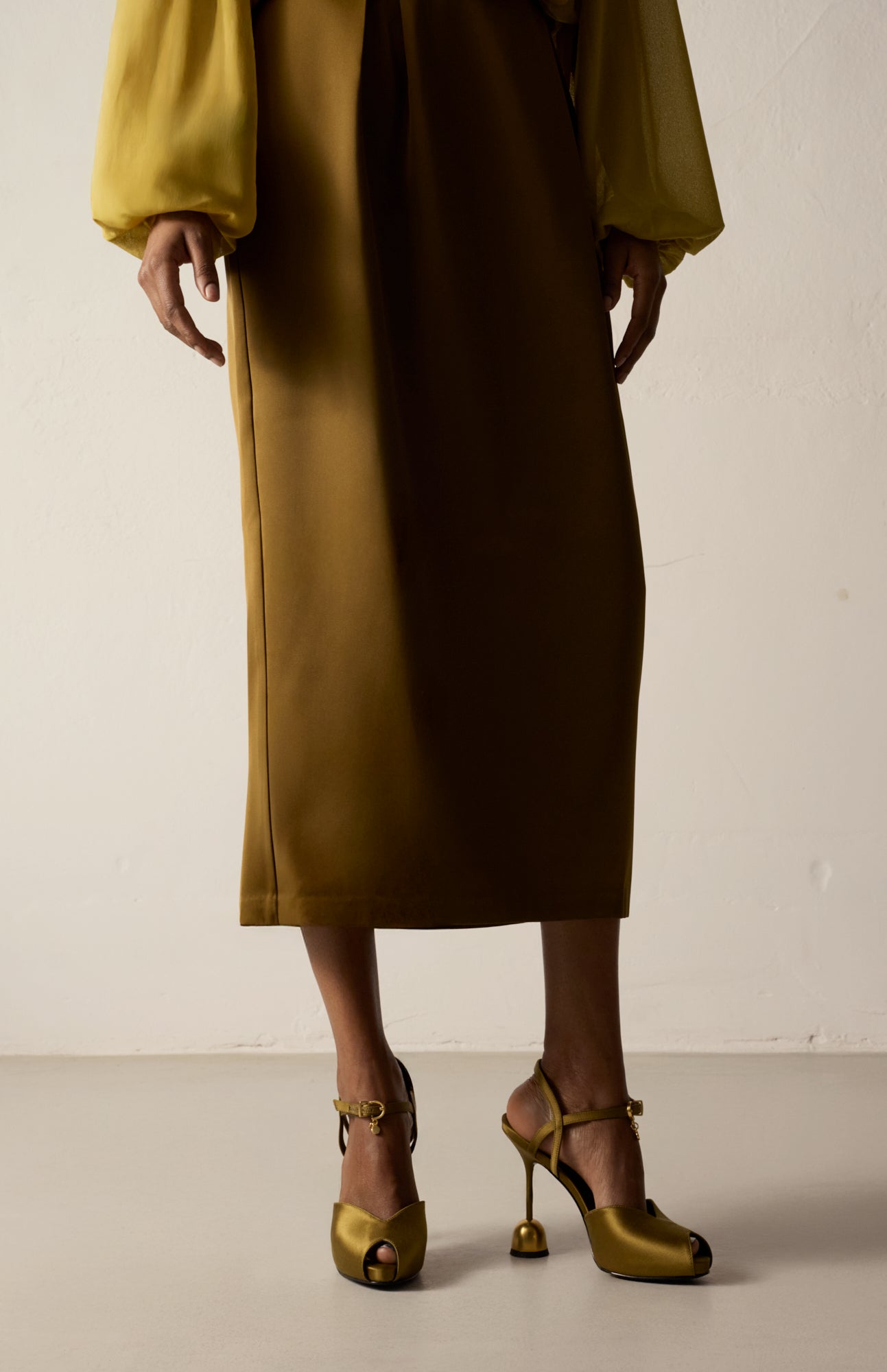 MARILYN GOLDEN OLIVE