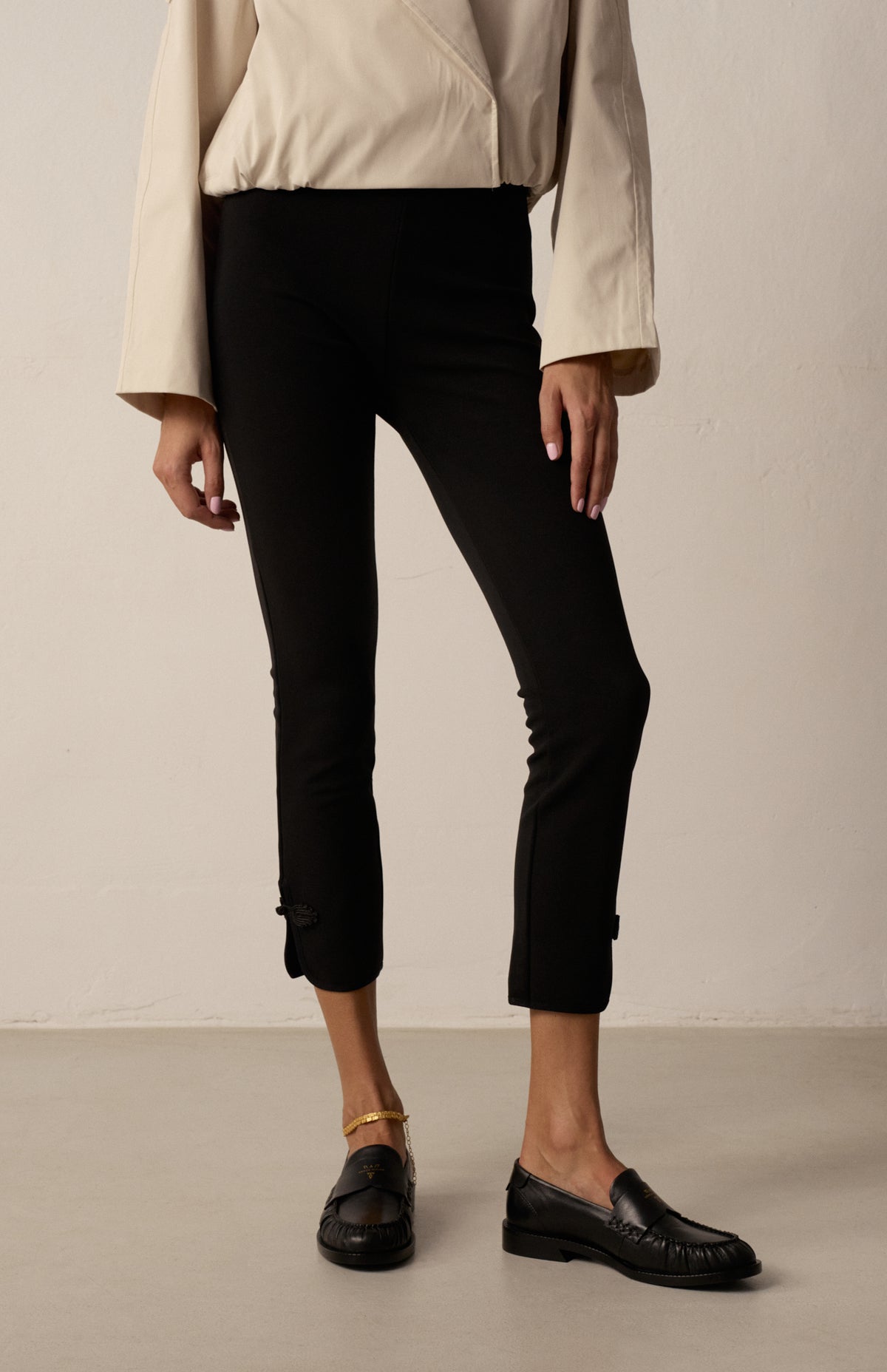 MARGOT DEEP BLACK