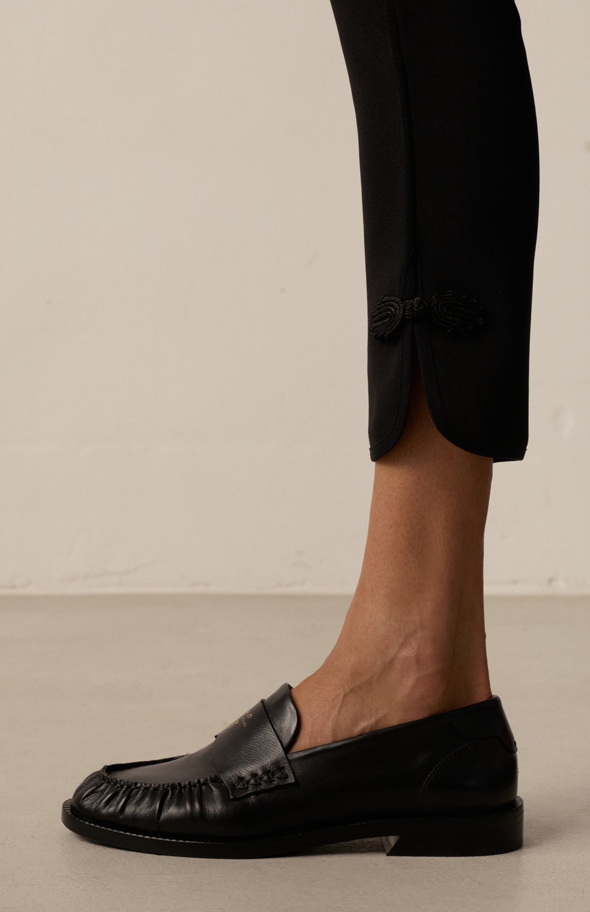 MARGOT DEEP BLACK