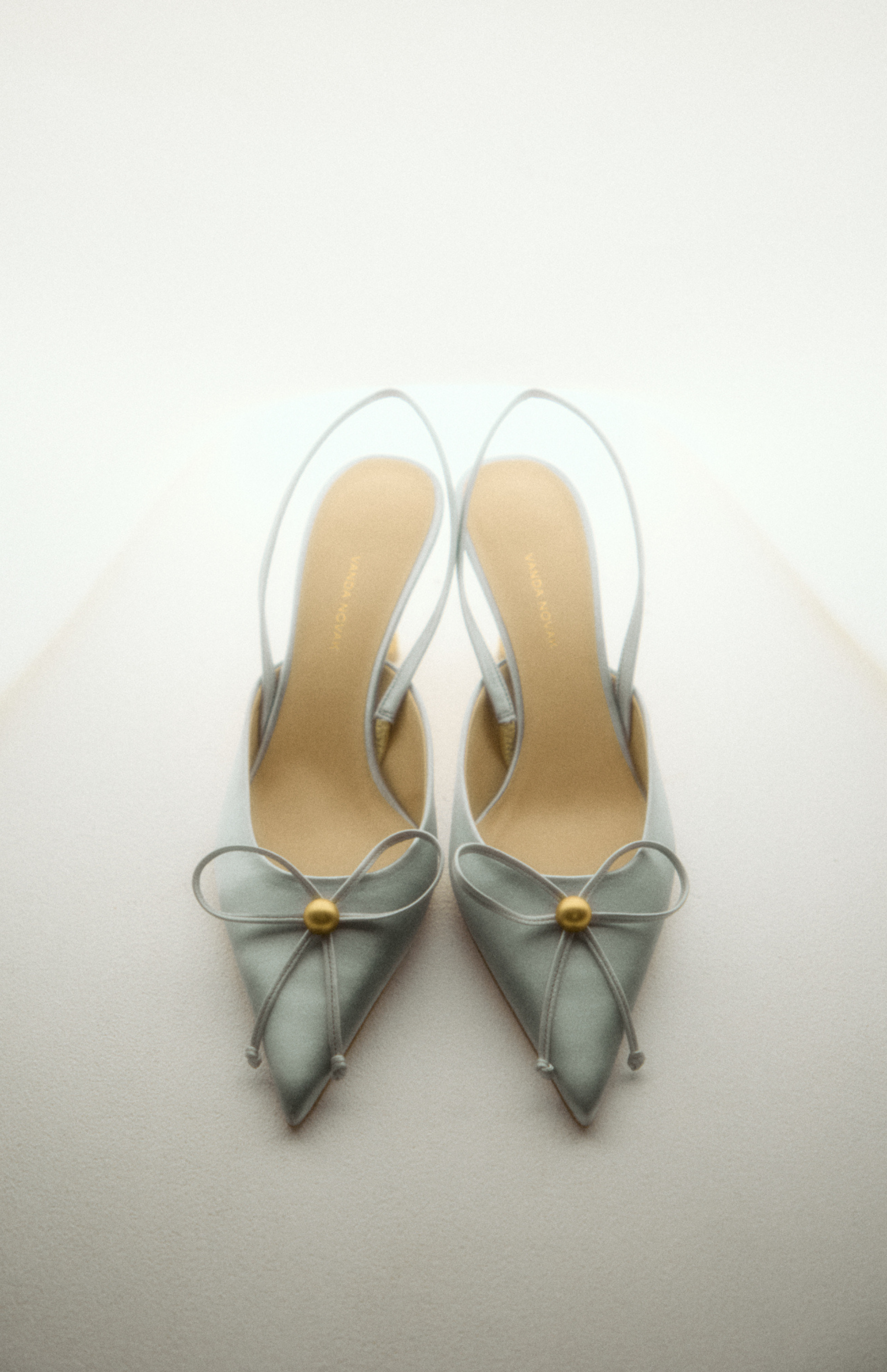 BELLA SKY SATIN