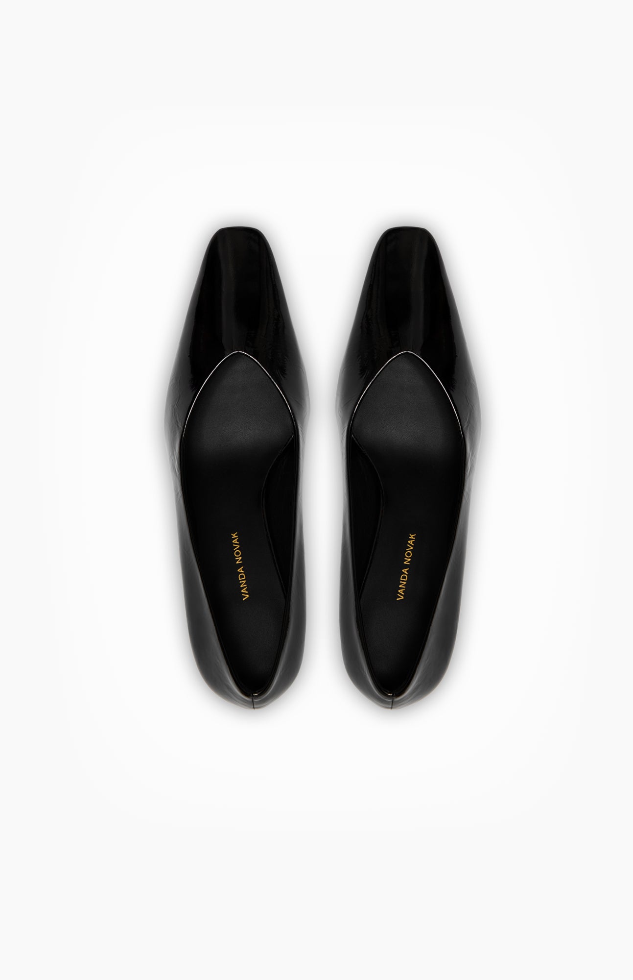 WENDY GLOSSY BLACK