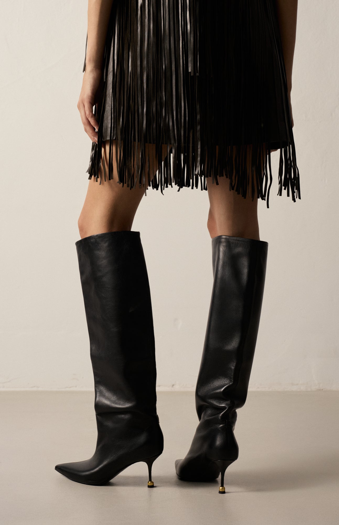 KAJA DEEP BLACK
