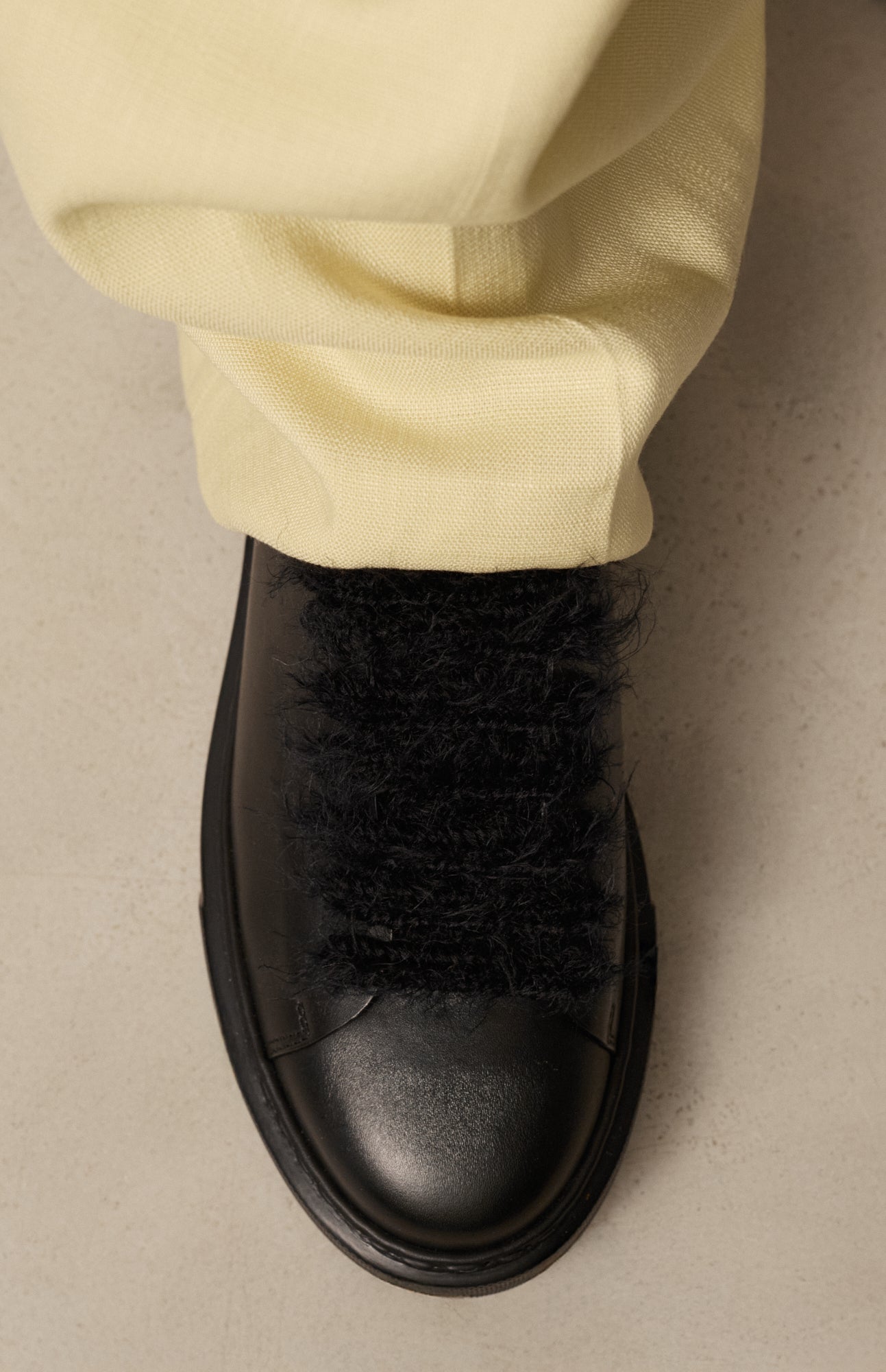 GRACE LIGHT BLACK