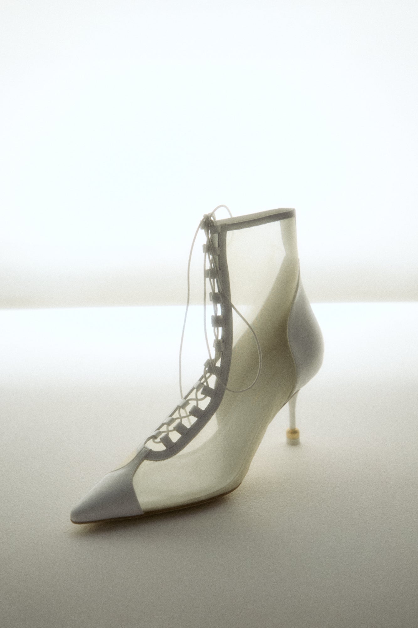 STEFANI ALABASTER WHITE