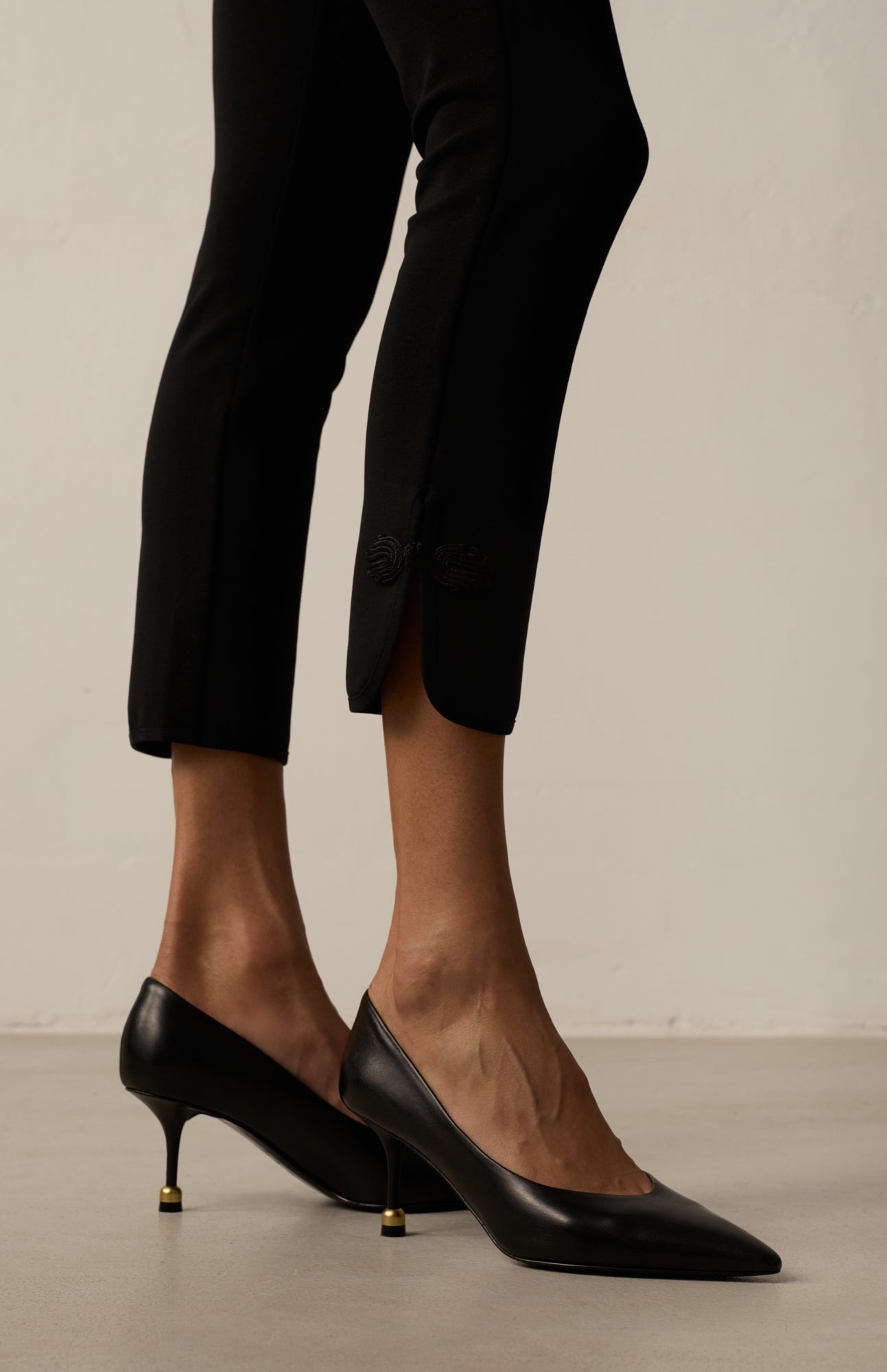 POLA DEEP BLACK