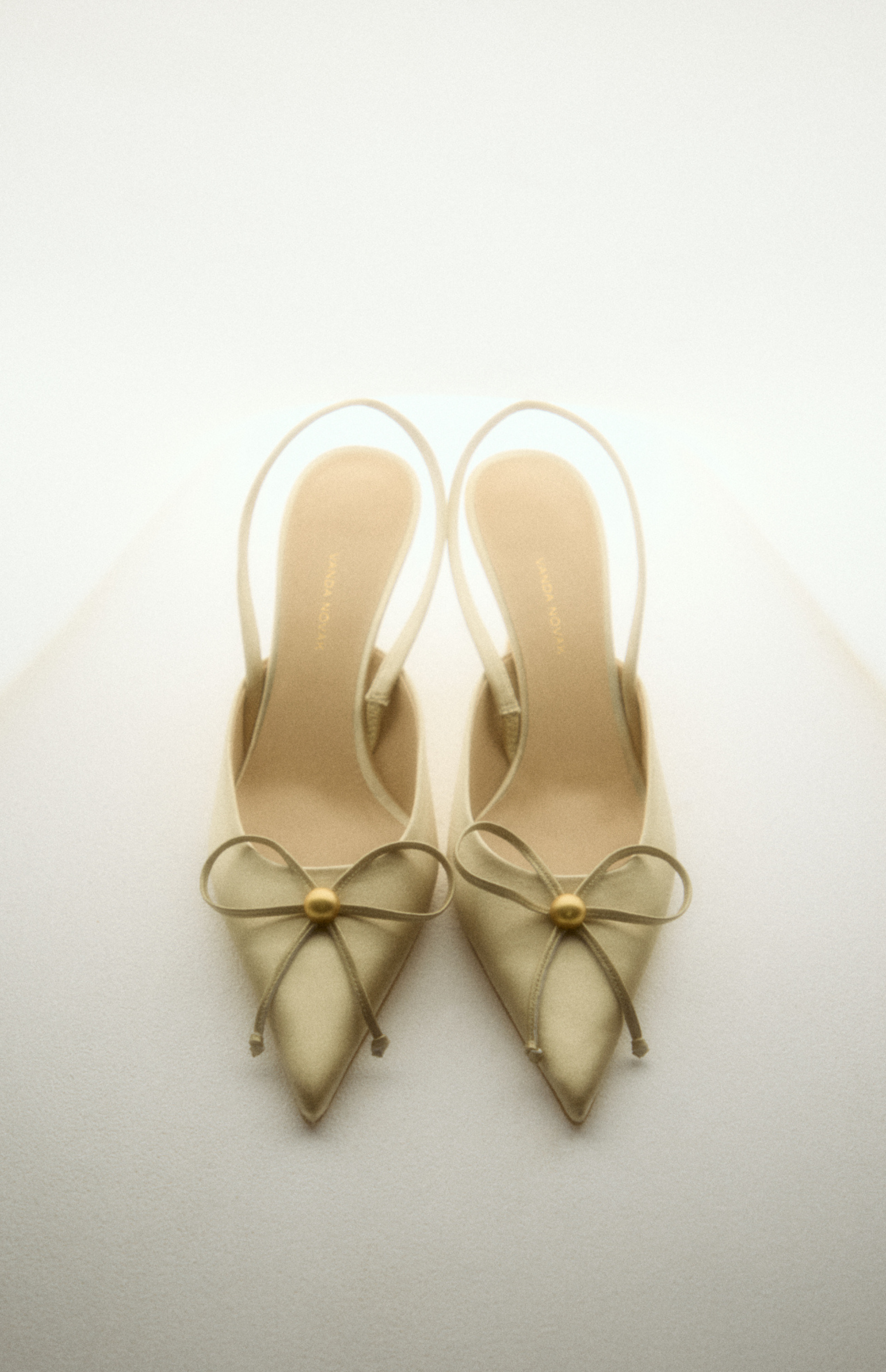 BELLA CHIFFON IVORY
